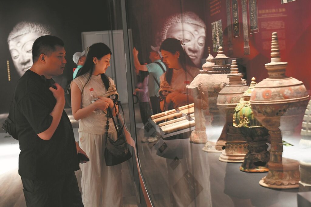 Silk Road exhibition in Xi'an displays ancient Sino-Central Asian ties - World