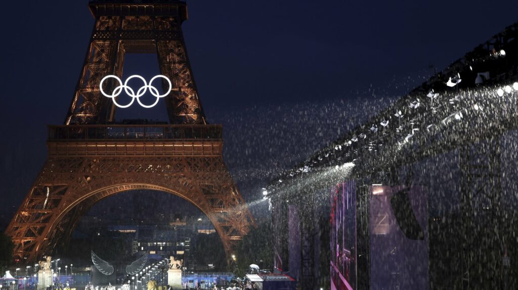 Paris dazzles with a rainy Olympics opening ceremony on the Seine River