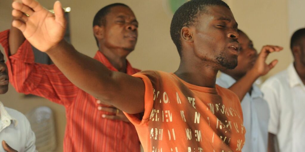 DR Congo government seeks to regulate rise of evangelical churches