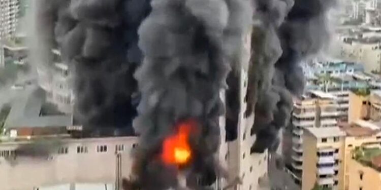 Fire in shopping mall in China kills 16, firefighters rescue 75 | World News