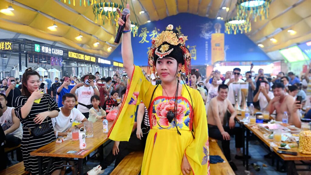 Oktoberfest made in China: Wie sich die Kopie vom Original unterscheidet - Wirtschaft