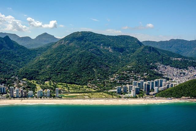 Risks and Realities: Understanding the Landslide Threat in Rio's Favelas