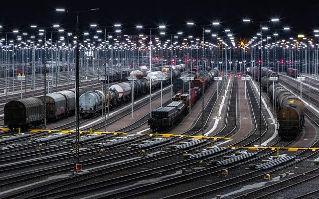 Sustainable Logistics: The Environmental Benefits of Rail Freight Expansion