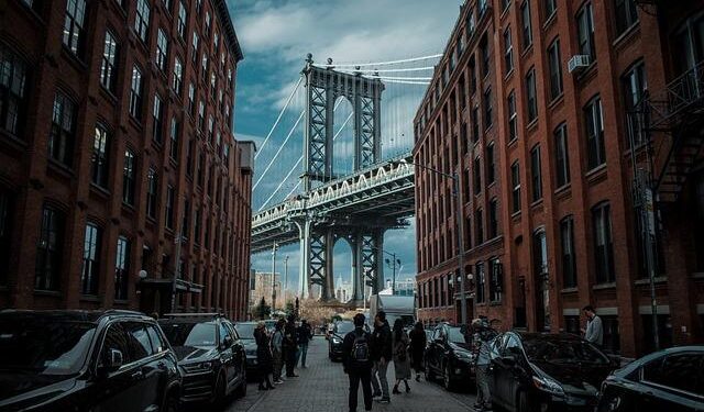Code Blue issued in NYC: Strong wind gusts arrive Monday – Yahoo