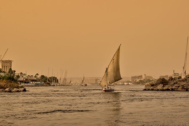 Navigating Egypt's Natural ‌Wonders: From the⁤ Nile ⁣to the ‌Desert