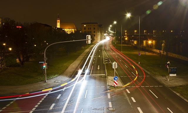 Identifying Major Sources of Air Pollution in Urban Environments