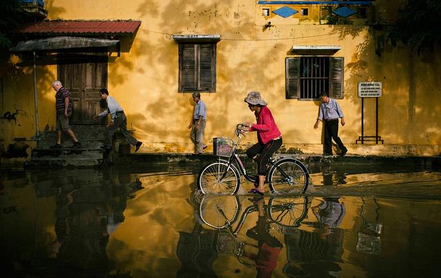 Rain-triggered floods lead to dike breach in China's Liaoning - chinadailyhk