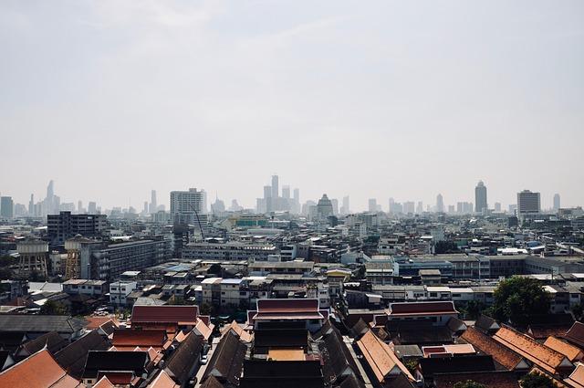 Exploring the Vibrant Streets of Bangkok