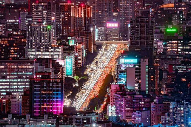 Transport in the megacity: Navigating Chongqing's Urban Landscape