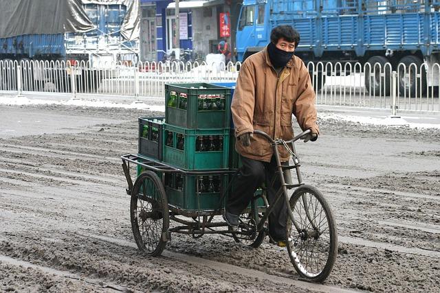 Exploring the Enchanting Ice Sculptures of Harbin's Festival