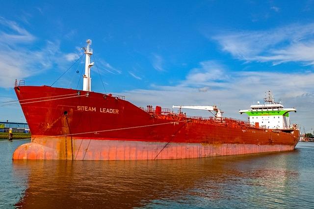 Economic implications of China's LNG Container Vessel Delivery