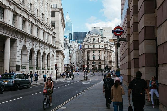 Infrastructure and Connectivity: The Backbone of London’s Business Success