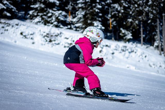 Skiing Festival Showcases Changchun's Winter wonders to Global Enthusiasts