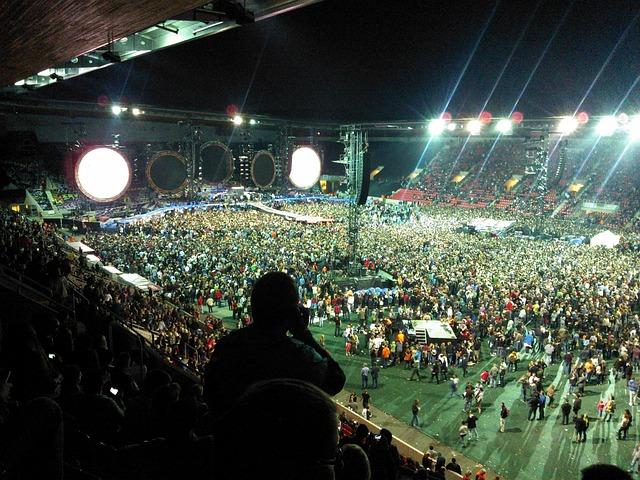 Global Cultural Influence Reflected in Coldplay's Concert in Ahmedabad