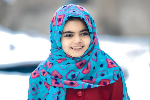 Challenges Faced by Afghan Women⁢ in Healthcare Amidst ‌Restrictions