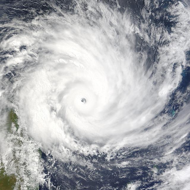 Impact of Tropical Cyclone alfred⁤ on Cruise operations in Queensland