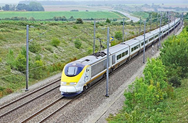 Impact of Eurostar Disruptions on Travelers and Commuters