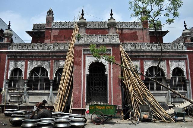 Culinary Adventures: A Taste of Dhaka's Street Food