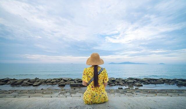 I moved to Spain for a more relaxed life. I pay about $300 a month in rent and have never been happier. – Business Insider