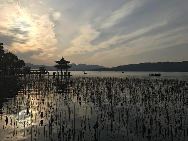 Jinji Lake Pavilion Suzhou, China building - e-architect