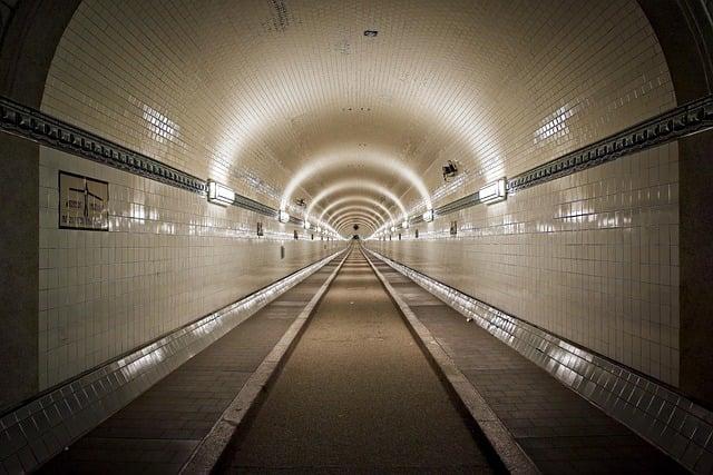 London Tunnels to Open as UK’s Deepest Bar in $156M Revamp – Железнодорожный журнал «Railway Supply»