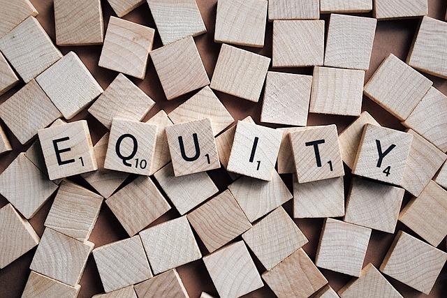 Corporate Earnings Under ​Pressure: ⁤The Outlook‍ for Indian ​Companies
