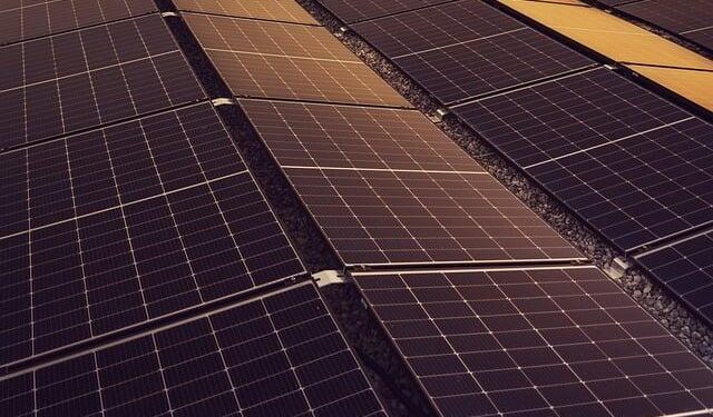 China Rules Solar Energy, but Its Industry at Home Is in Trouble – The New York Times