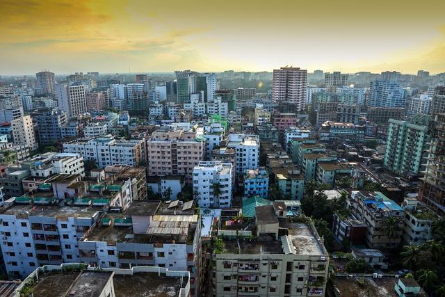 Exploring the Vibrant Streets of Old Dhaka