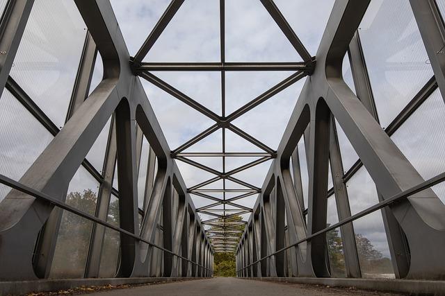 Environmental Considerations in the Construction of the Steel Bridge