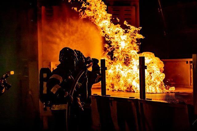 Large Fire Breaks Out in Japan's Osaka Near tourist Landmark, Live Images Show - U.S. News & World Report