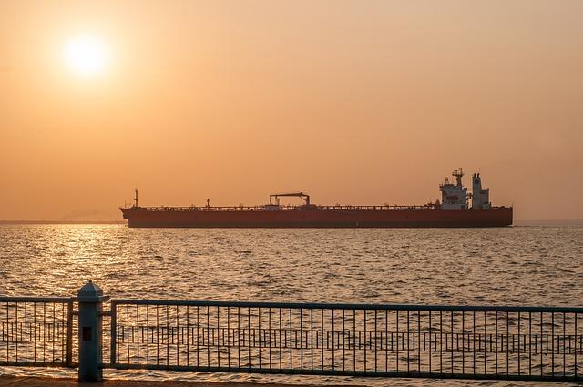 Iranian Oil Tankers ​Abusing Iraqi⁤ Documentation to Circumvent Sanctions