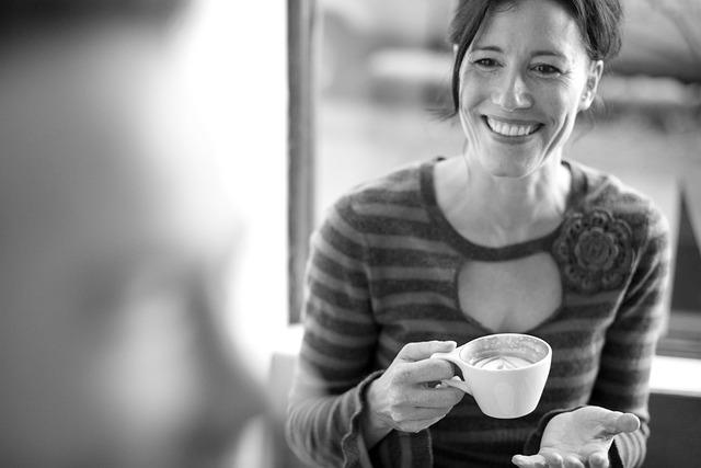 building Awareness: Community Initiatives to Educate Users on Safe Online Dating