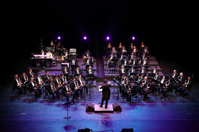 Architectural Innovations and Aesthetic Contributions of the Ensemble
