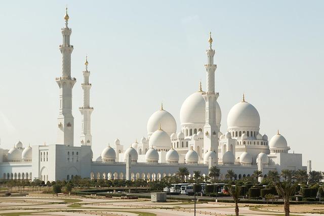 Abu Dhabi Mina Tunnel‍ Enhances Traffic Flow and⁤ Reduces Congestion