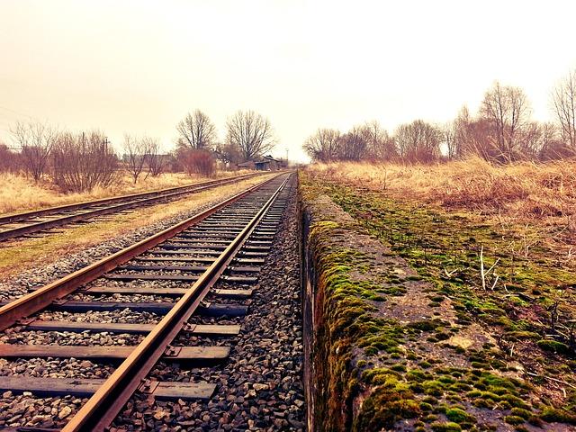 Exploring the Economic Impact of improved Rail Links with Xi'an and Wuhan