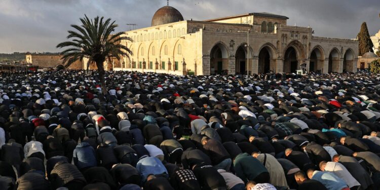 Iraq celebrates Eid Al-Fitr on Monday – Iraqi News