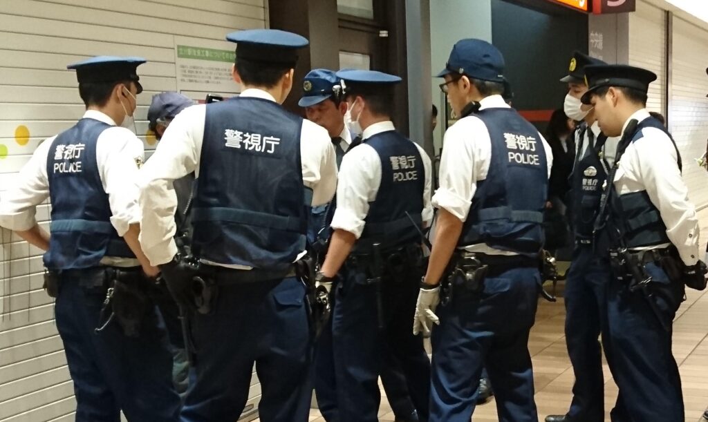 Japanese police hold US service member on alleged bar assault – Stars and Stripes