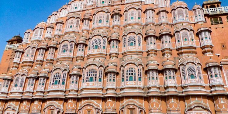 Jaipur couple escape death at attack site – Times of India