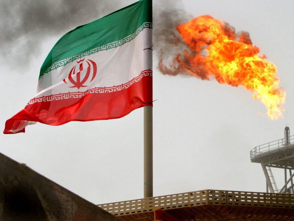 Iran Could Lose Iraq: The Axis of Resistance Is Primed to Take Another Hit – Foreign Affairs