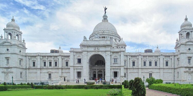 Kolkata streams ‘Conclave’ after Pope’s passing – Times of India