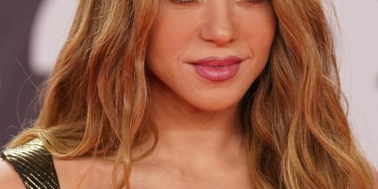 Colombian superstar Shakira cancels her concert in Lima after being hospitalized – AP News