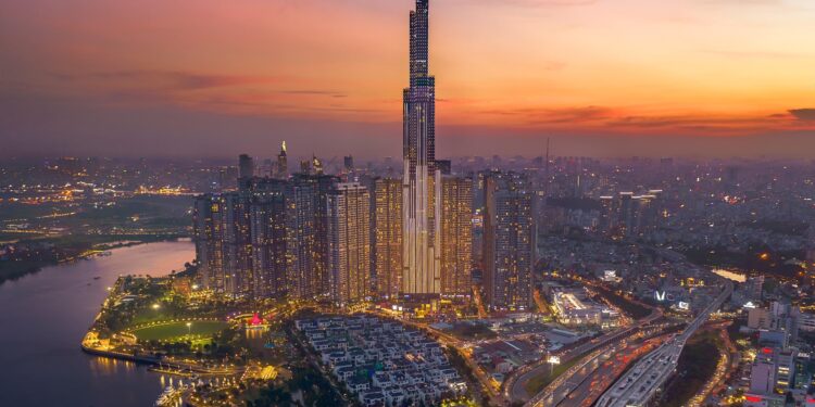 Ho Chi Minh City targets per capita income of $7,850 this year – VnExpress International