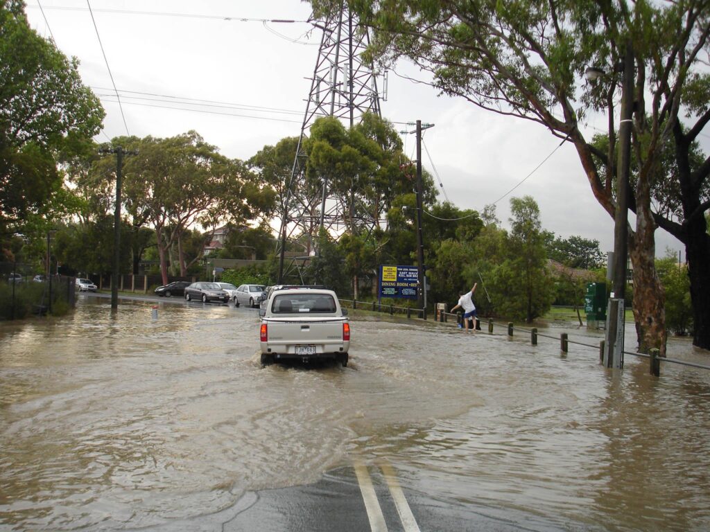 Flash floods claim 7 lives in Nairobi, Kenya – The Watchers – Watching the world evolve and transform