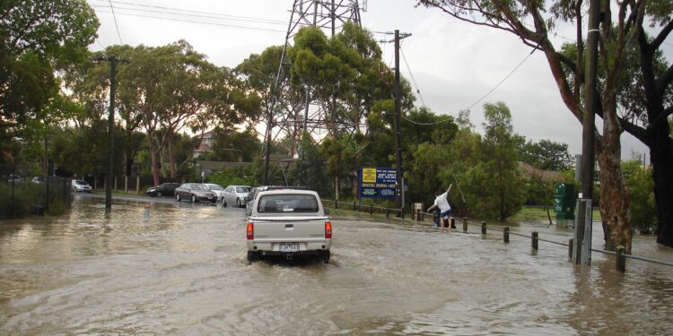 Flash floods claim 7 lives in Nairobi, Kenya – The Watchers – Watching the world evolve and transform