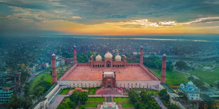 How is Lahore, the world’s most polluted city, battling toxic air? – Reuters
