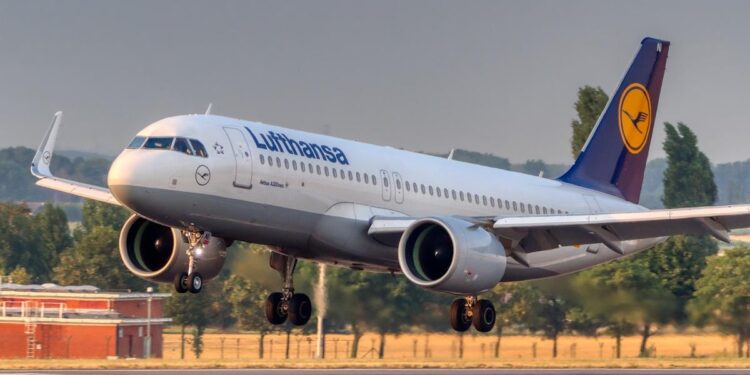 Incident: Shenzhen A20N at Shijiazhuang on Oct 18th 2024, smoke in cabin – The Aviation Herald
