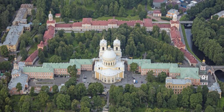 Visit to St Alexander Nevsky Lavra – Президент России