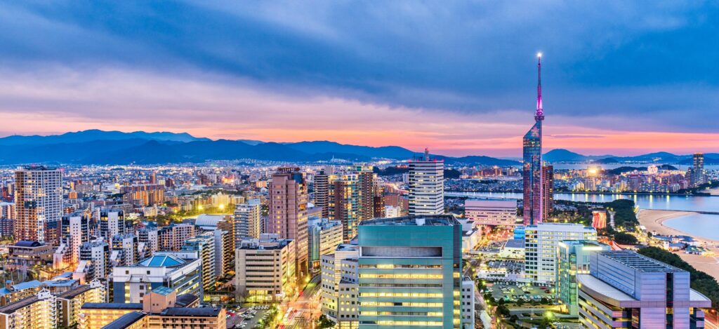 Fukuoka music festival marking century since start of Showa era takes visitors back in time – 毎日新聞