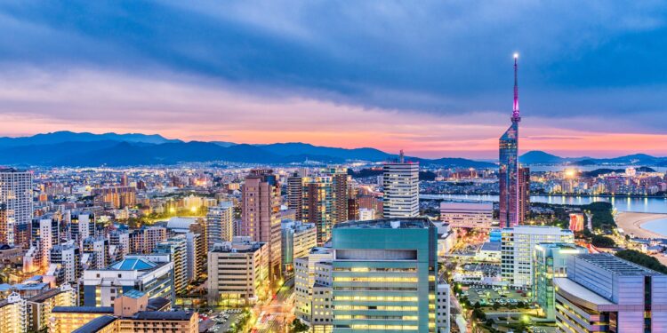 Fukuoka music festival marking century since start of Showa era takes visitors back in time – 毎日新聞