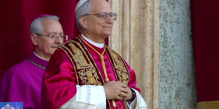 Robert Prevost: Crowds flock to St. Patrick’s Cathedral in NYC to celebrate 1st American pontiff Pope Leo – ABC7 New York